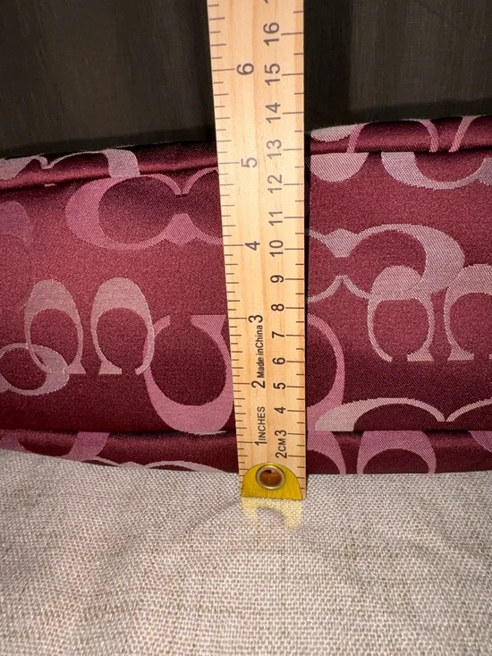 Coach Gallery Optic Signature Tote in Burgundy and Pink - Picture 10 of 10